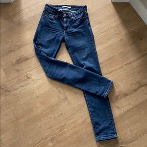 Levi’s skinny jeans